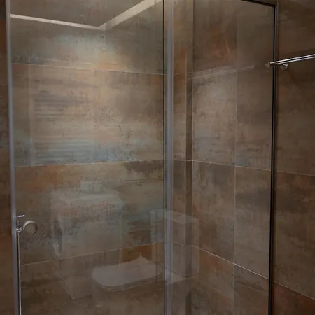 Versusartsuites Apartment Serres