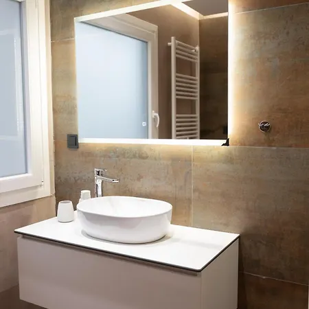 Versusartsuites *