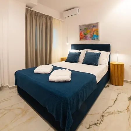 Versusartsuites *