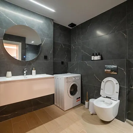 Versusartsuites Apartment