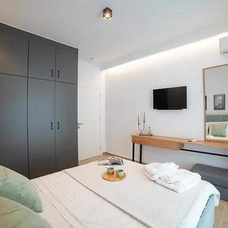 Versusartsuites Apartment *