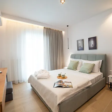 Versusartsuites *