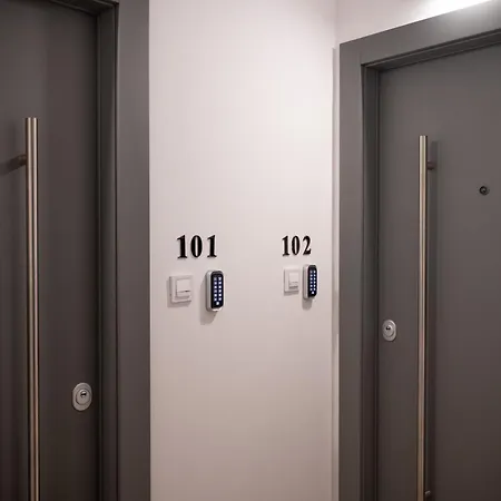 Versusartsuites Σέρρες